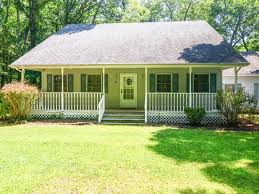 35 Lakewood Dr Lewes De 19958 Mls 1002075526 Zillow Cottage Design Types Of Houses Zillow