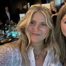 Mallory Potts (mallorypotts123)