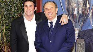 Gerry scotti, la paura covid e l'arrivo di virginia. Edoardo Scotti Chi E Eta Vita Privata Incidente Figlio Gerry Scotti