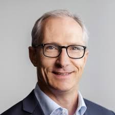 Und natürlich auch den Sprachendienst