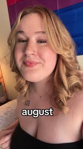 chloe stout (@_chloestout)