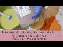 Faire Un Savon Vegan Luxueux Sans Palme Avec Poudre De Rose De Damas Et Youtube Rose De Damas Damas Savon