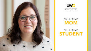 Amber Buss's Instagram, Twitter & Facebook