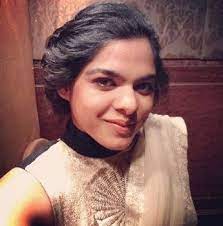 Kanikha Kumaran Wiki Age Husband Biography Family Affairs More Vishagan was married to a magazine editor, kanikha kumaran. kanikha kumaran wiki age husband