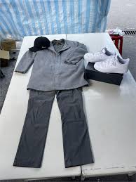 韓德凱文森ig的最後貼文停留在4月1日，只見他曬出4張站在岸邊、背景是壯闊的碧海藍天，寫下「以為相對輕鬆，實際卻倍加忙碌，沒關係，明天我們就真的離開都市裡，走一趟可遇不可求的旅行，01.04.2021，the day is coming, let travel for 12 days in taitung」，文末還標記「特休梭哈」、「東部旅行預告. Skx3r50cpmcfnm