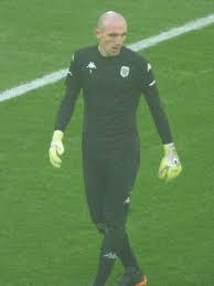 Paul jean françois bernardoni (born 18 april 1997) is a french professional footballer who plays as a goalkeeper for nîmes olympique, on. Paul Bernardoni Wikipedia