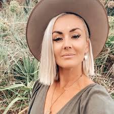 Amy Nicklin (@_amynicklin_) • Instagram photos and videos