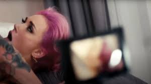 Netflix《一射千金：Pornhub 的故事》深入揭秘背後的崛起故事，盤點4 件你不知道的運作潛規則！ | GQ Taiwan