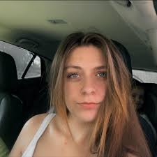 Hello all! is this an orb weaver? she moved in a couple days ago and  absolutely scared me when i first saw her (i scared her too lol) and we  both scurried