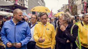 Theo francken blanchi, une fois encore. Jambers In De Politiek Theo Francken In Open Vld Blauw In Antwerpen Frontview Magazine