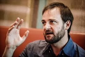 Pinterest-Migründer Evan Sharp im Interview: „Pinterest ist nicht sozial.  Es ist persönlich.“