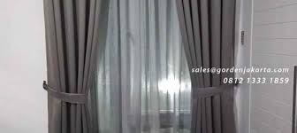 Bonus ikat gordyn dan hook ukuran 1x 2.25 m digambar menggunakan 2 helai gordyn. Gorden Jendela Minimalis Grey Cluster Hacienda High Cibubur Gorden Jakarta