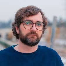 Sam Brown's Instagram, Twitter & Facebook