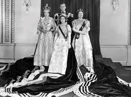 Selv om dronning elizabeth ii er mest kjent for sin rekordstore regjering som dronning & # x2014; Elizabeth 2 Lex Dk Den Store Danske