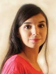 Laura Bourdeau's Instagram, Twitter & Facebook