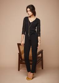 Pin op robe et jupe. Quelle Tenue Et Quelle Paire De Chaussures Choisir Pour Noel Chaussures Femmes Petites Pointures