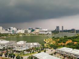 Awesome day and night view.facing putrajaya lake and sultan mizan mosque. Ayer8 Putrajaya Guesthouse Malaysia Booking Com