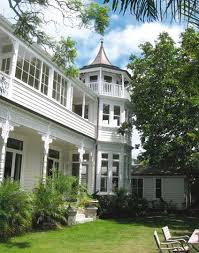 Colours are a representation only. Timeless Colour Combination Of Resene Half Thorndon Cream And Resene Alabaster Facade House House Designs Exterior House Exterior