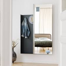 Das unternehmen ist auf hochwertige designmöbel spezialisiert. Garderobe Levi Von Interlubke