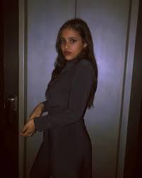 والدتي تدعمني بشدة لأنها في حالات معينة حينما. Ø¬Ø§Ù†Ø§ Ø¹Ù…Ø±Ùˆ Ø¯ÙŠØ§Ø¨ Ù‚ØµØ© Ø¬ÙŠÙ†Ø§Øª ÙÙ†ÙŠØ© Ø®Ø±Ø¬Øª Ù…Ù† Ù…Ù†Ø²Ù„ Ø§Ù„Ù‡Ø¶Ø¨Ø© Ø§Ù„ÙŠÙˆÙ… Ø§Ù„Ø³Ø§Ø¨Ø¹