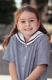 A child's gift erases a gulf