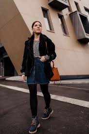 Outfit Ideen So Gut Lasst Sich Ein Jeansrock Im Winter Kombinieren Outfit Ideen Outfit Und Jeans Rock