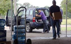 Fluye la ayuda para damnificados en RD