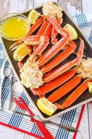 Remove the steamer or pull the crabs out of the pot with tongs. How To Cook Snow Crab Legs Bread Booze Bacon