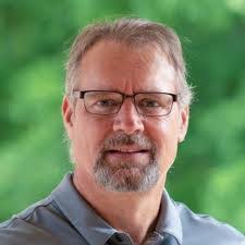 Eric Holle's Instagram, Twitter & Facebook