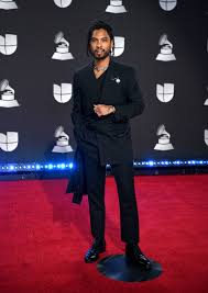 Suits can be ready in as few as seven days, then either personally delivered to you or picked up at stitched for a final fitting with the shop's master tailor. Spotted Miguel Attends Latin Grammys In Dior Men Suit Pause Online Men S Fashion Street Style Fashion News Streetwear