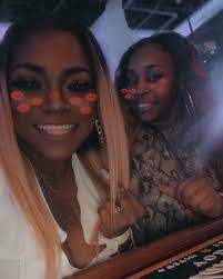 Lauren Mcdade's Instagram, Twitter & Facebook