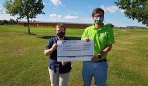 4 einträge hat das telefonbuch für sie ausfindig machen können. Abschlag Fur Den Guten Zweck Golfer Spenden Fur Sozialdienst Germering E V 31 08 2020