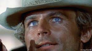 He was born mario girotti to a german mother and an italian father. Zwei Fauste Fur Ein Halleluja Terence Hill Wird 80 Alle Multimedialen Inhalte Der Deutschen Welle Dw 29 03 2019