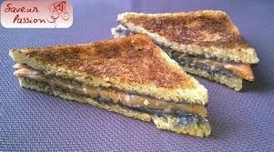 Ma Sandwicherie Du Mercredi Version Luxe Mini Croque Au Saumon Fume Et Au Beurre De Caviar Saveur Passion