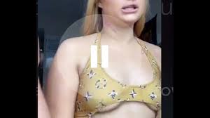 Periscope girls in amateur show - XNXX.COM