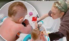 Rocking a viking hairstyle is all about finding the right cut with just the right amount of intensity. Grimes Goes Diy As She Gives Baby X Ae A Xii A Haircut Herself Daily Mail Online