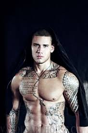 Pin By Stefania Dombrowski On Beauty Male Models Tattoo Hot Male Models Male Models