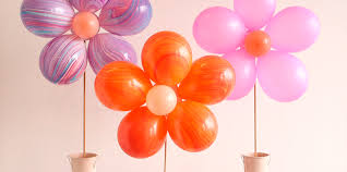 How to diy balloon daisy flowers. Blog No Helium No Problem 3 Ways To Use Balloons Without Helium