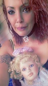 Hello, I'm Nikki and something to know about me is I love watching things  grow 😍