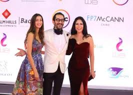.السينما ومن بينهم احمد مكي ، مي عز الدين ، مصطفى شعبان كما اجتمع احمد حلمي ومنى زكي لاول مرة في. Ù‡Ù† Ø­Ù„Ù…ÙŠ ÙˆÙ…Ù†Ù‰ ÙˆØ±Ø§Ù†ÙŠØ§ ÙŠÙˆØ³Ù Ù†Ø¬ÙˆÙ… Ø¸Ù‡Ø±ÙˆØ§ Ø¹Ù„Ù‰ Ø§Ù„Ø³Ø¬Ø§Ø¯Ø© Ø§Ù„Ø­Ù…Ø±Ø§Ø¡ Ù…Ø¹ Ø£Ø¨Ù†Ø§Ø¦Ù‡Ù…