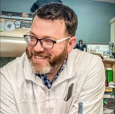 Adam Bravo fades fried chicken and fashion Moreno … new tattoo coming soon