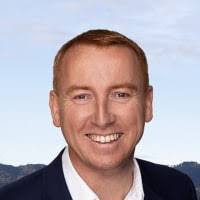 Georgia Grove's Instagram, Twitter & Facebook