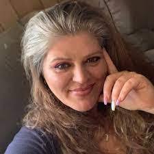 Regina Winfield's Instagram, Twitter & Facebook