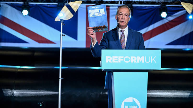 UK's Farage pledges to suspend asylum claims for up to five years | Modesto Bee