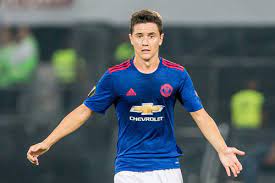 Ander herrera agüera is a professional footballer from spain, born on 14th august 1989 in the city of bilbao. Paris Saint Germain Ander Herrera Heuert Offiziell Bei Psg An