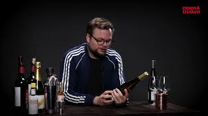 Vielen dank für diesen wirklich tollen artikel! Video Was Unterscheidet Sussen Wein Von Trockenem Wein Essen Und Trinken