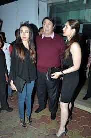 Karishma Kareena Celebrate Daddy Dearest Randhir Kapoor S Birthday Indian Actress Hot Pics Bollywood Girls Celebrity Inspired Outfits