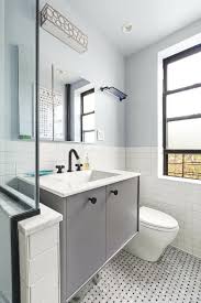 Entre toda la gama que podemos encontrar de azulejos para cuarto de baño modernos cabe destacar los azulejos de gran formato y con canto rectificado ya que aportan a nuestro cuarto de baño elegancia y personalidad. Banos Modernos 2021 2022 Disenos Modelos Decoracion