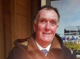 Reds help celebrate Glossop president's birthday