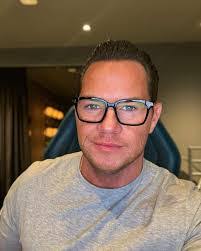 Paul Connell's Instagram, Twitter & Facebook